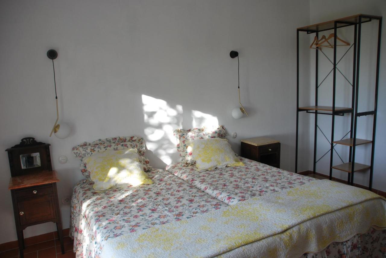 Monte Ramos Guest House Ferreira Do Alentejo Exterior photo