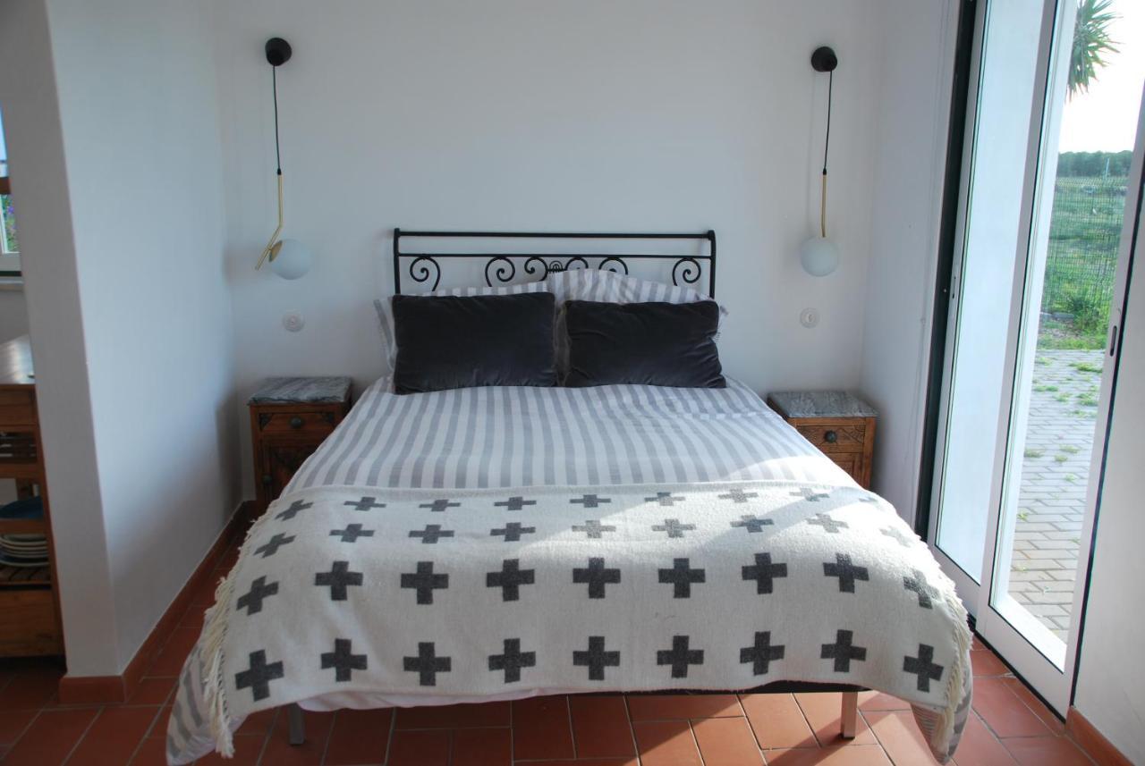 Monte Ramos Guest House Ferreira Do Alentejo Exterior photo
